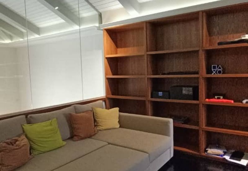 Guarded road (furnished)