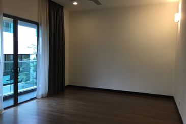 [Gated] 10 Damansara Heights @ Bukit Ledang
