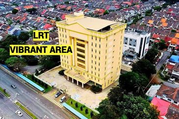 Taipan Business Centre, USJ 10