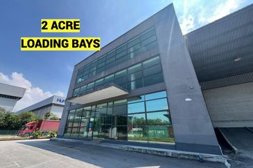 North Port- (2ac, 55K sf) with loading bays