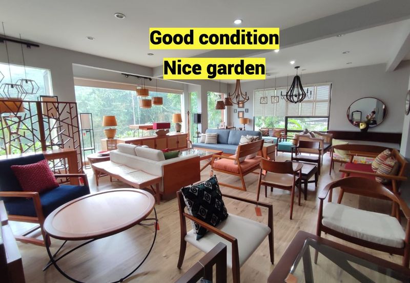 [Near SS2] Busy road, Good condition