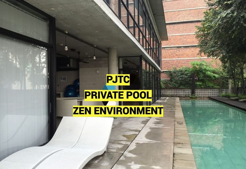 Enbloc (with pool) [Tenanted] (Zen environment) 