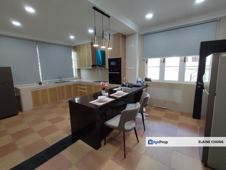 Kiara Peak (Gated) Quiet, walk to shops , Kuala Lumpur, Mont Kiara