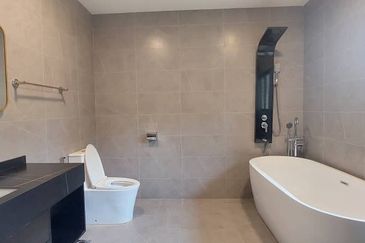 U-Thant, Embassy Row - Embassy office or residence