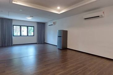 U-Thant, Embassy Row - Embassy office or residence