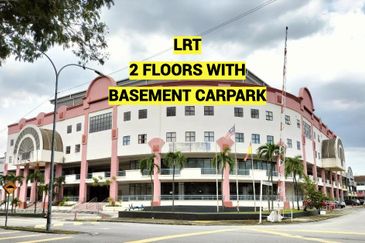 Mayang Plaza (walk to LRT) - 2 floors with basement