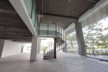 Ground floor duplex (24 feet)