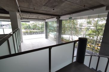 Ground floor duplex (24 feet)