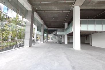 Ground floor duplex (24 feet)