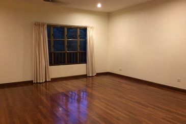 Setiakasih - Resort style home