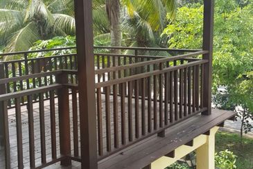 Setiakasih - Resort style home