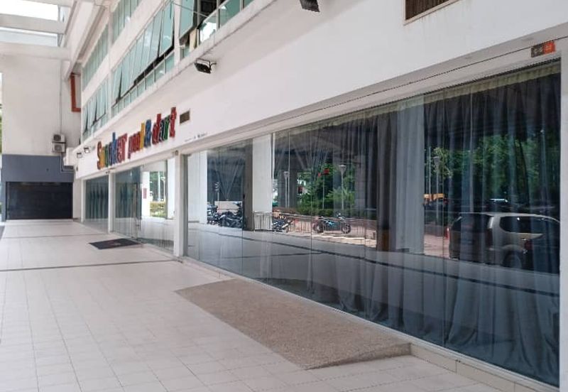 DP (main road, ground floor) 