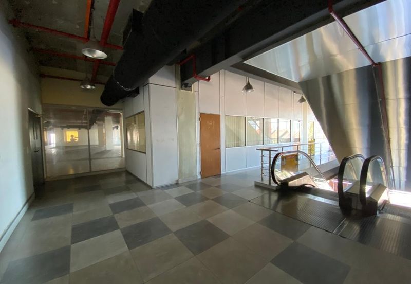 Mayang Plaza (walk to LRT) - 2 floors with basement