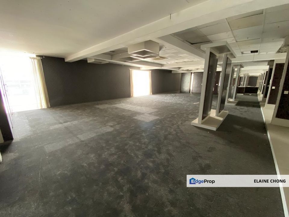 [Near SS2] Busy road, 3 storeys, no lift, Selangor, Petaling Jaya