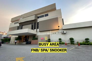[Kepong] Busy area - Take 1 or 2 floors (Restaurant, Massage, Gym)