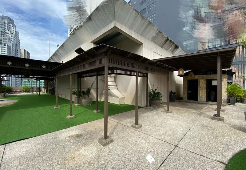 [LRT] Rooftop (KL Tower, Merdeka 118 view)