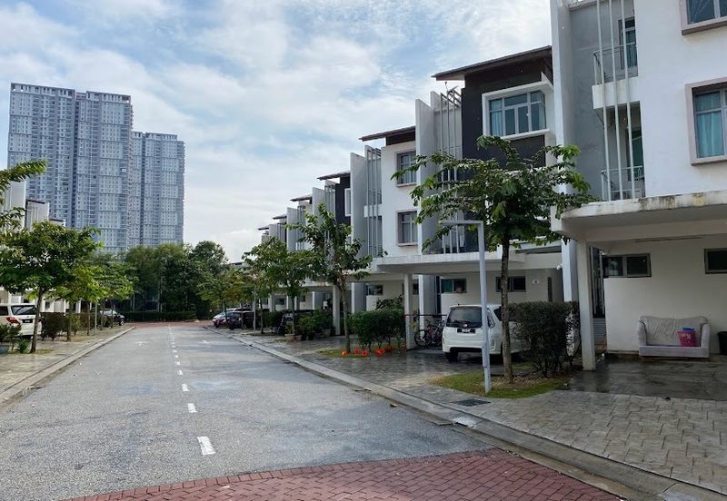 Symphony Hills Schubert