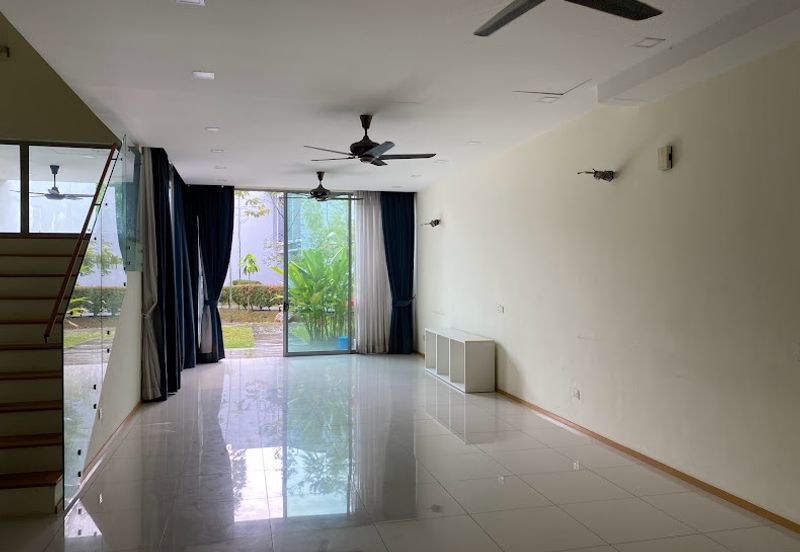 Symphony Hills Schubert