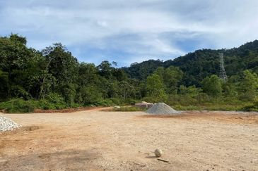 50 acres Commercial  land @ Hulu Langat  