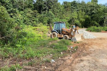 50 acres Commercial  land @ Hulu Langat  