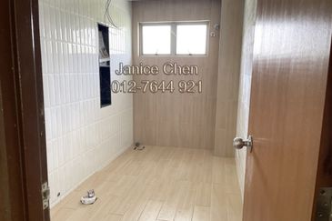 Taman Taynton (Taynton View)