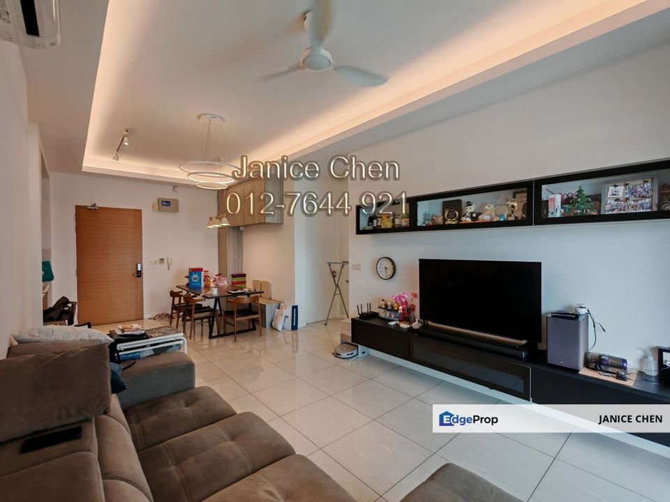 Sky Condominium (Skyz Residence) located at Bandar Puchong Jaya., Selangor, Puchong