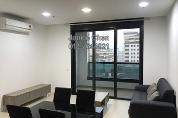 Arcoris Residences