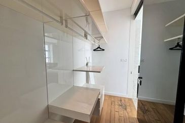 Face Platinum Suites