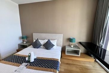 Face Platinum Suites