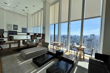 Face Platinum Suites