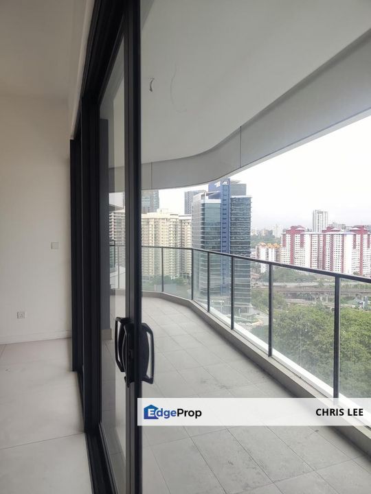 4+1 bedrooms 5 bathrooms on 11th floor condo, Kuala Lumpur, Seputeh