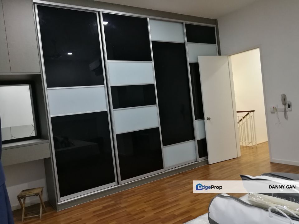 Ready move in + Your Own Furniture - Expat/Family, Selangor, Semenyih