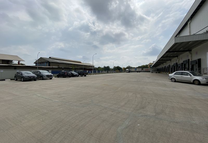 KL distribution centre