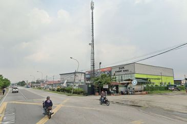 1.206 Car Merchant @ Pandamaran Port Klang