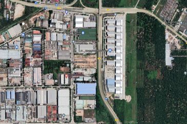 Metal Distribution Factory @ Olak Lempit