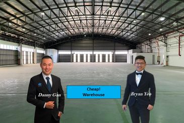 1.184 Equipment Supplier Warehouse @ Sendayan