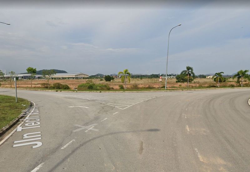 1.184 Equipment Supplier Warehouse @ Sendayan