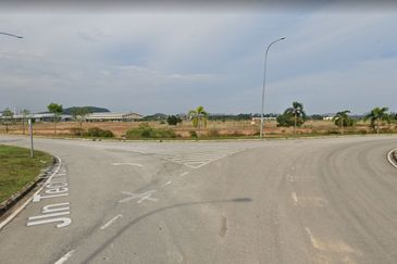 1.184 Equipment Supplier Warehouse @ Sendayan