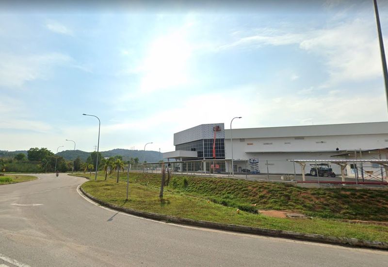 1.184 Equipment Supplier Warehouse @ Sendayan