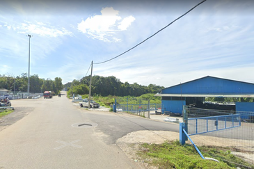 1.153 Factory Equipment Land@Pulau Meranti