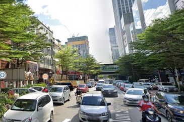 1.208 Restaurant Building @ Brickfields