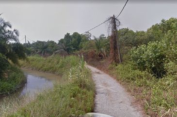 1.128  Poultry,Aquafarming @Teluk Panglima Garang 