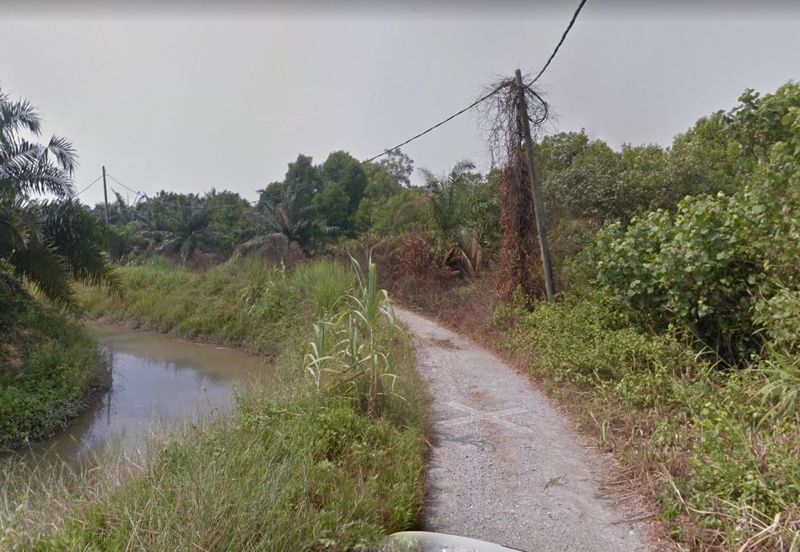 1.128  Poultry,Aquafarming @Teluk Panglima Garang 