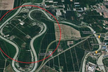 1.128  Poultry,Aquafarming @Teluk Panglima Garang 