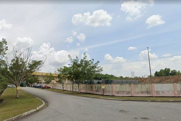 1.129 Marble Store Factory @ Kundang