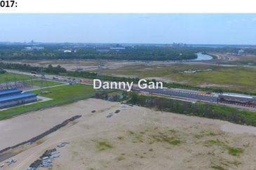 West Port, Pulau Indah