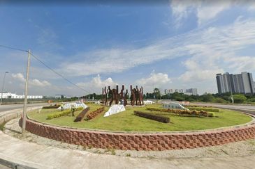 1.186 Solar Panels Manufacturing Land @ Cybervalley