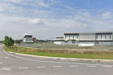 1.186 Solar Panels Manufacturing Land @ Cybervalley