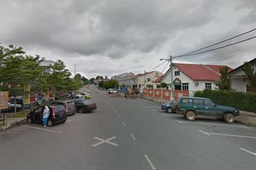 1.215 Shopping Mall Building @ Temerloh