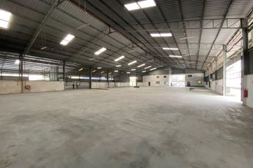 Kampung Subang near Subang Airport (Detached Factory)